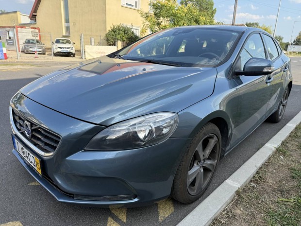 Volvo V40 2.0 D [D3] Kinetic Olasz Rozsdamentes...